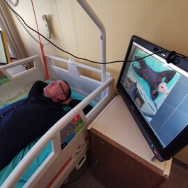 Poloprovoz systémů inteligentních komponent (čtečka, lůžkovina, matrace, stolek)